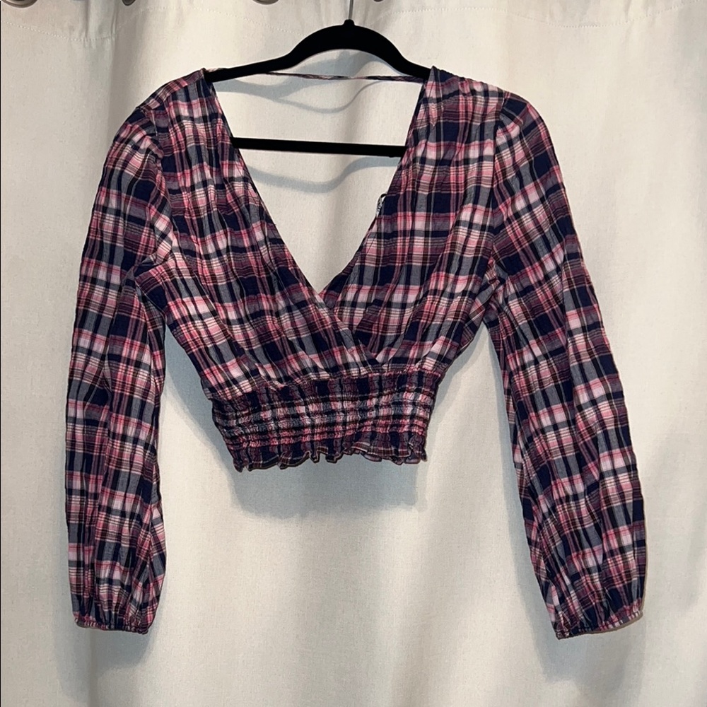 Zara Pink and Blue Crop Blouse with V-Neck Puff Sleeves